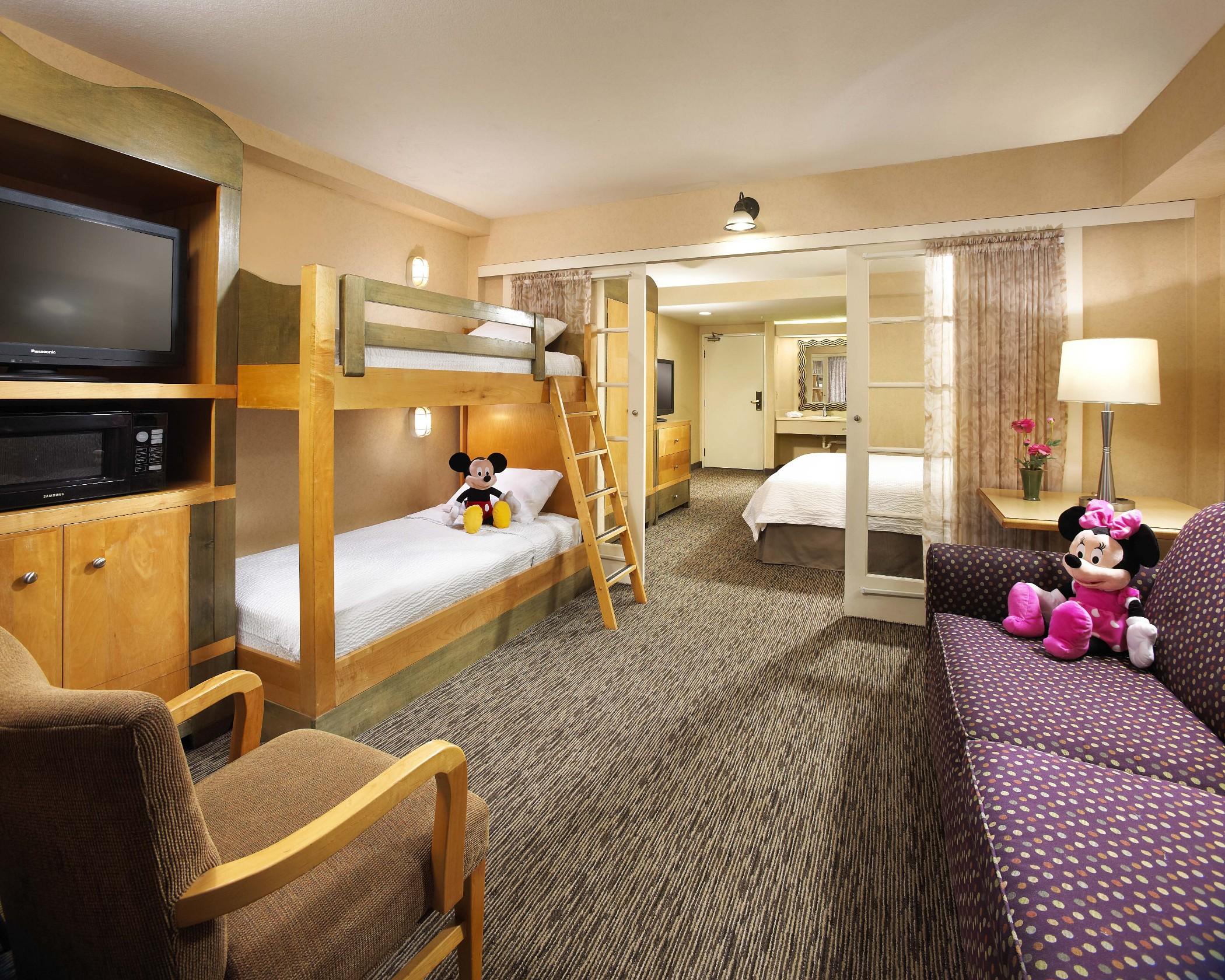 Anaheim Portofino Inn & Suites Δωμάτιο φωτογραφία