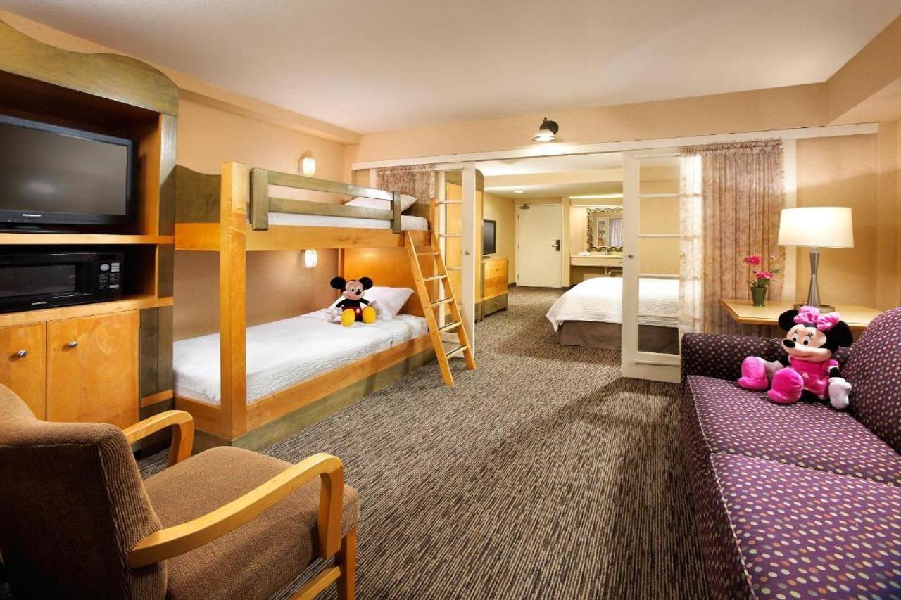 Anaheim Portofino Inn & Suites Εξωτερικό φωτογραφία