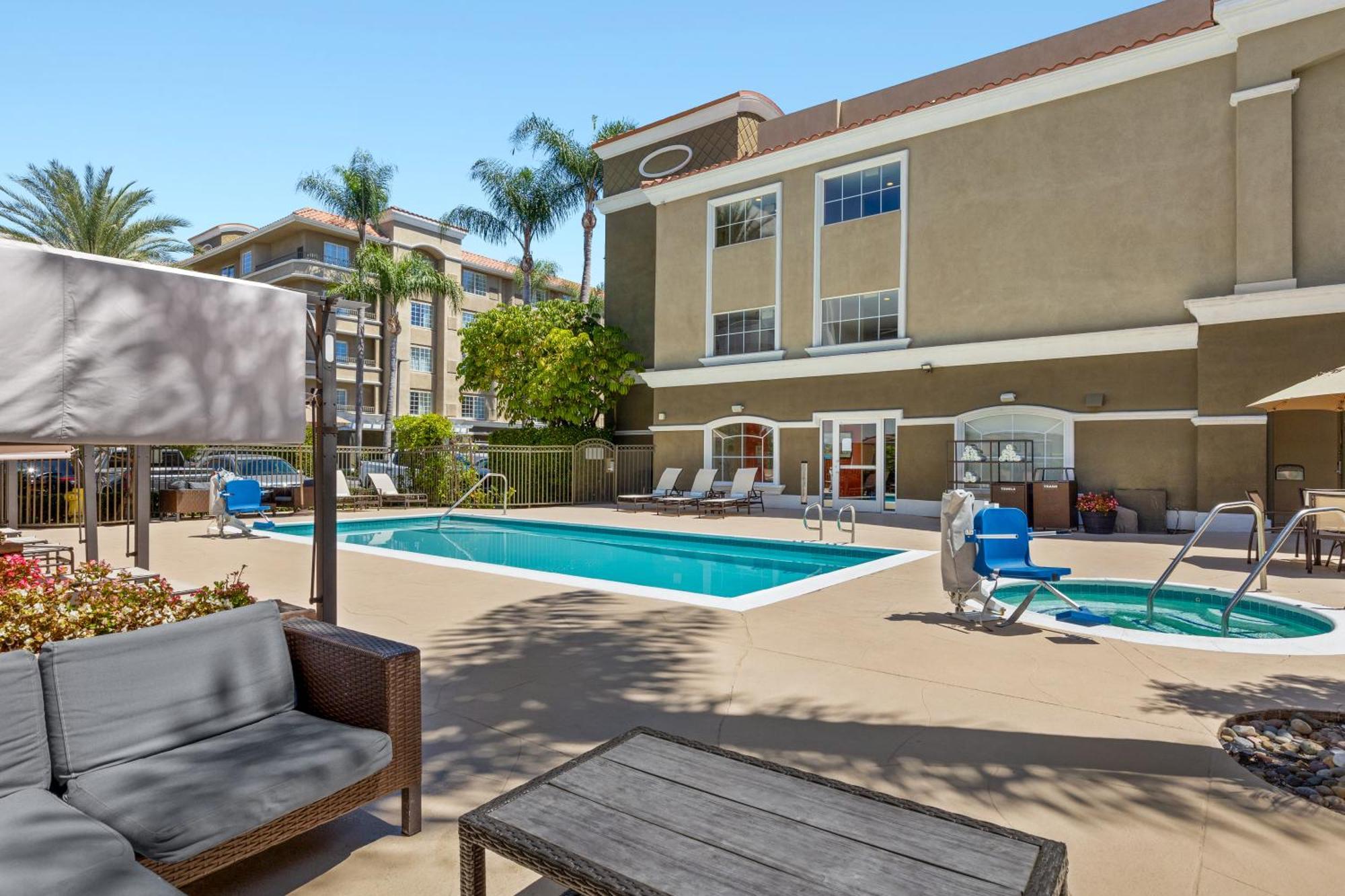 Anaheim Portofino Inn & Suites Εξωτερικό φωτογραφία